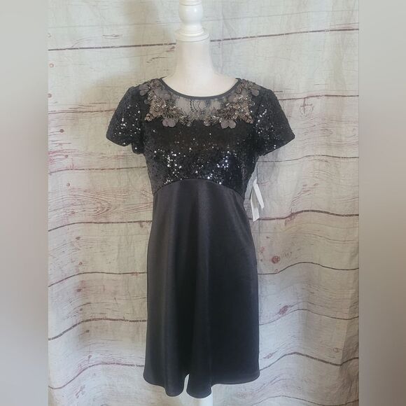 Aidan Mattox Sequin and Charmeuse Cocktail Dress Size 8 NWT - Picture 2 of 7